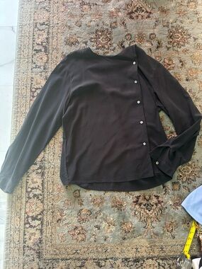 SILKS Vintage 100% Silk Women's Black Long-Sleeve Asymmetrical Button Blouse